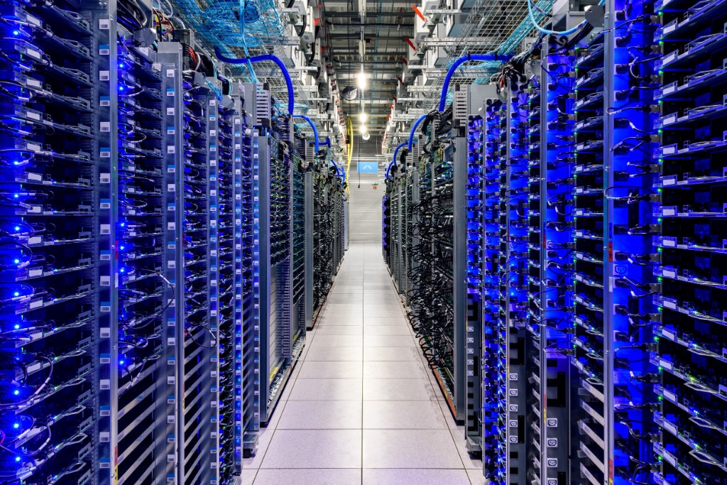 One platform vs. five tools: the hidden cost of a fragmented data & AI stack
